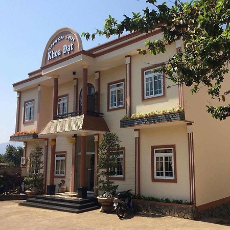 Khoa Dat Hotel Di Linh Exterior foto