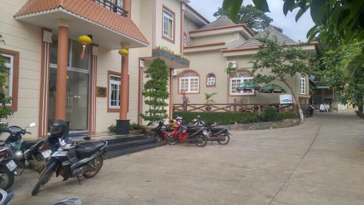 Khoa Dat Hotel Di Linh Exterior foto